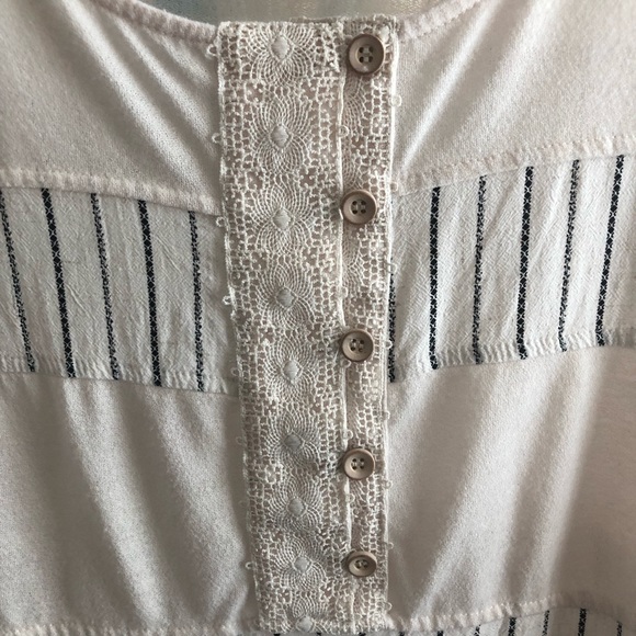 Gimmicks by BKE long sleeve top - Picture 3 of 4